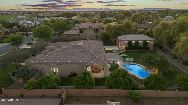 2068 E TIFFANY Court, Gilbert, AZ 85298