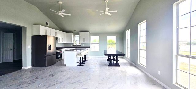 110 Overlook Trail, Azle, TX 76020