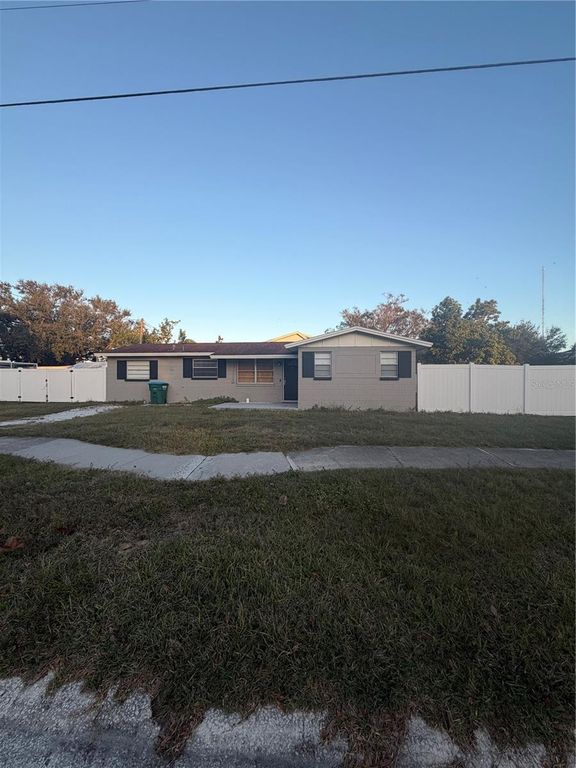 8701 94TH STREET, Seminole, FL 33777