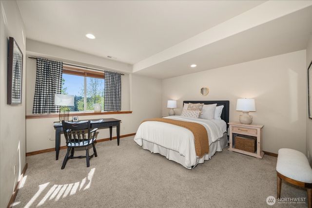 2415 Hangman Creek Lane, Spokane, WA 99224
