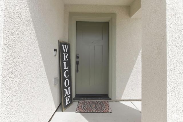 8716 Akero Avenue, Bakersfield, CA 93307