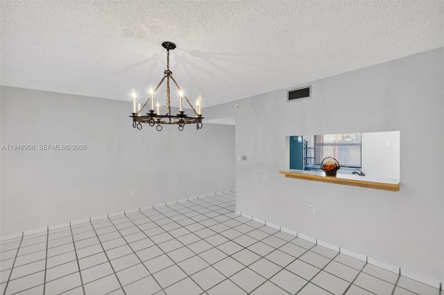 9937 NW 9th St. Cir. 13-19, Miami, FL 33172