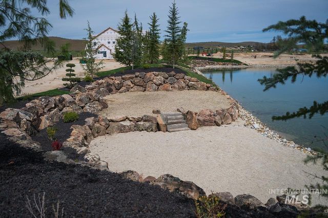 3718 N Harvest Moon Way, Eagle, ID 83616