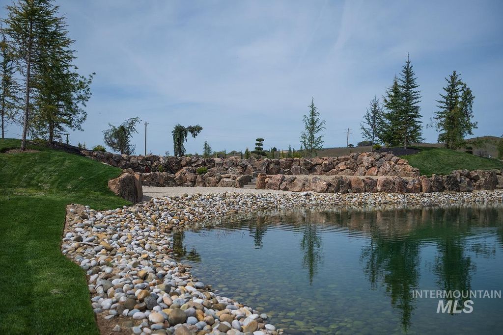 3718 N Harvest Moon Way, Eagle, ID 83616