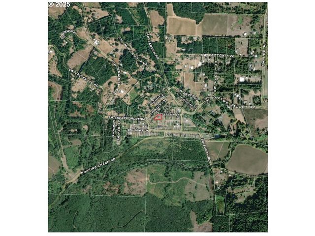 55308 Sw LOVEGREN Dr, Gaston, OR 97119