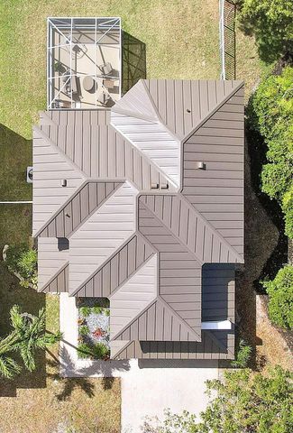 7097 Crescent Creek Lane, Coconut Creek, FL 33073