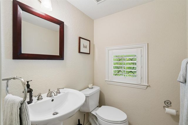 2902 State Street 13, Dallas, TX 75204