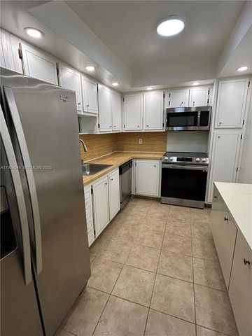 1100 Saint Charles Pl 308, Pembroke Pines, FL 33026