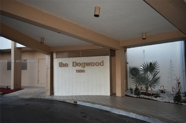 1100 Saint Charles Pl 308, Pembroke Pines, FL 33026