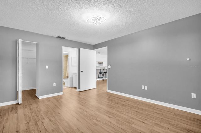 2765 COUNTRYSIDE BOULEVARD 104, Clearwater, FL 33761