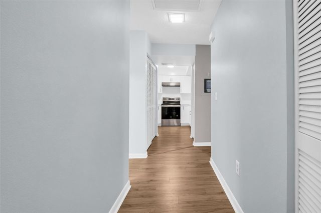 2765 COUNTRYSIDE BOULEVARD 104, Clearwater, FL 33761