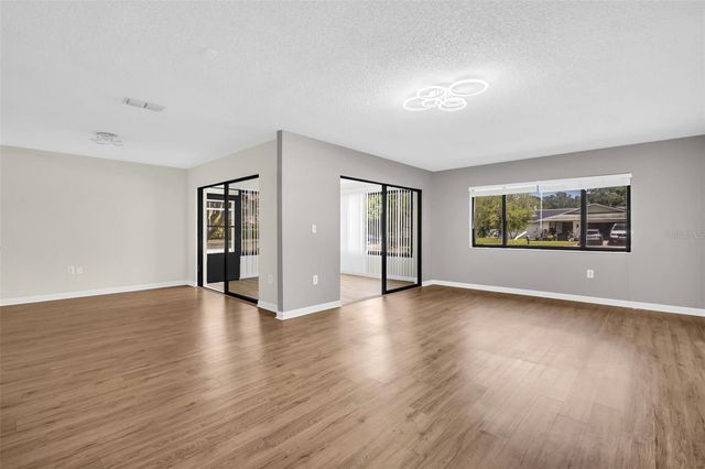 2765 COUNTRYSIDE BOULEVARD 104, Clearwater, FL 33761