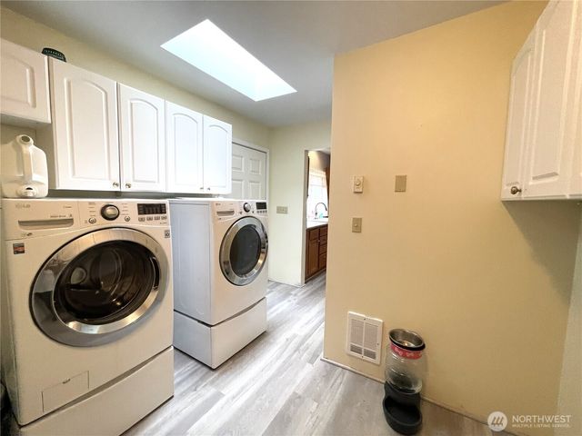 362 Lake Bay Loop SE, Ocean Shores, WA 98569