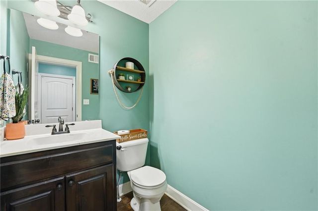 12306 Burr Oak Circle, Peculiar, MO 64078