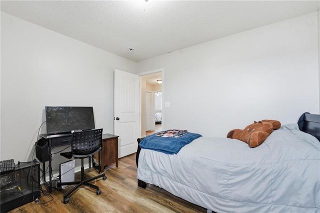 12306 Burr Oak Circle, Peculiar, MO 64078