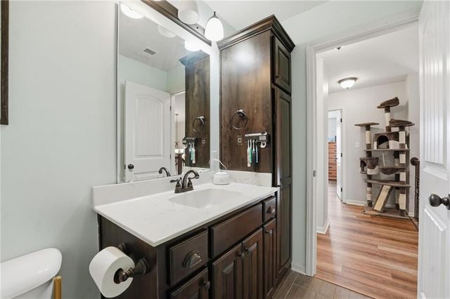 12306 Burr Oak Circle, Peculiar, MO 64078