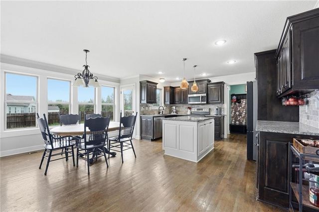 12306 Burr Oak Circle, Peculiar, MO 64078