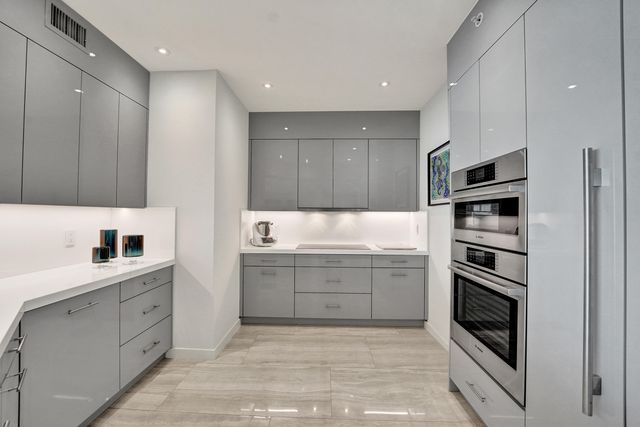 2845 NE 9th Street Ph5, Fort Lauderdale, FL 33304