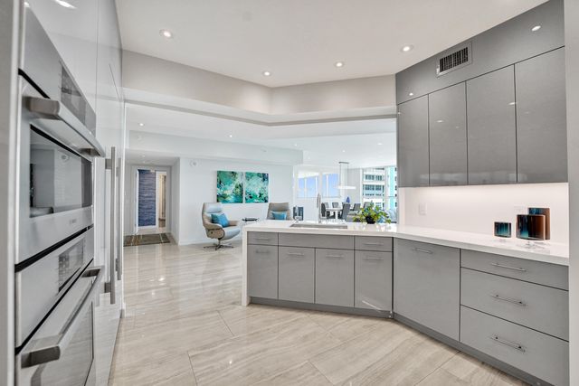 2845 NE 9th Street Ph5, Fort Lauderdale, FL 33304