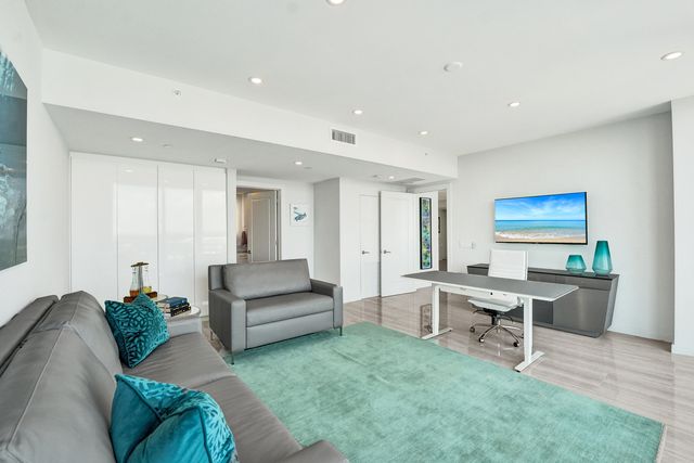 2845 NE 9th Street Ph5, Fort Lauderdale, FL 33304