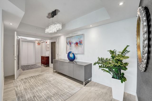 2845 NE 9th Street Ph5, Fort Lauderdale, FL 33304
