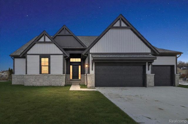 28324 Nadia Lane, Chesterfield Township, MI 48047