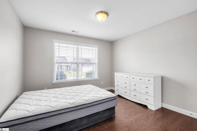 229 Highland Springs Loop, Inman, SC 29349