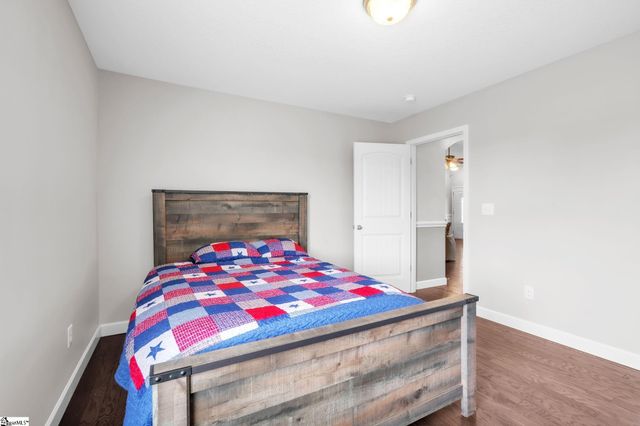 229 Highland Springs Loop, Inman, SC 29349