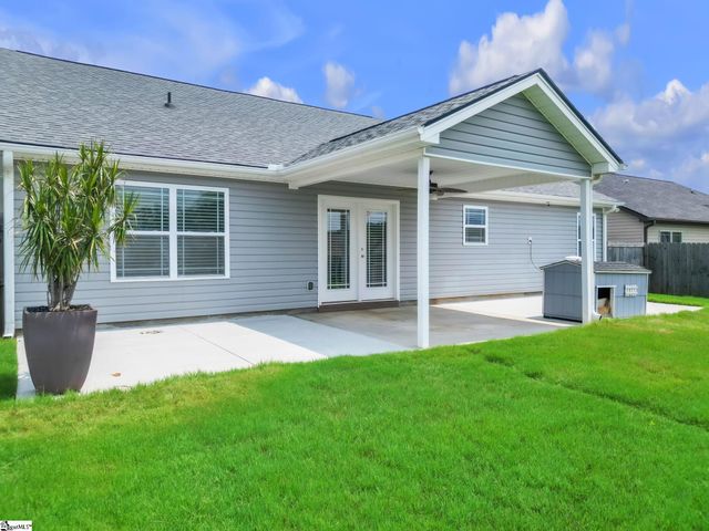 229 Highland Springs Loop, Inman, SC 29349
