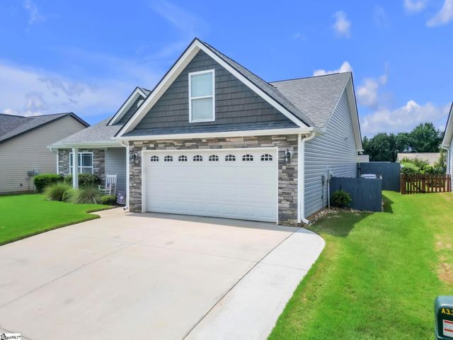 229 Highland Springs Loop, Inman, SC 29349