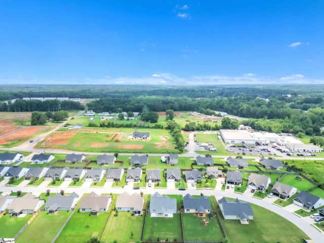 229 Highland Springs Loop, Inman, SC 29349