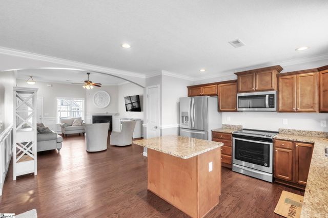 229 Highland Springs Loop, Inman, SC 29349
