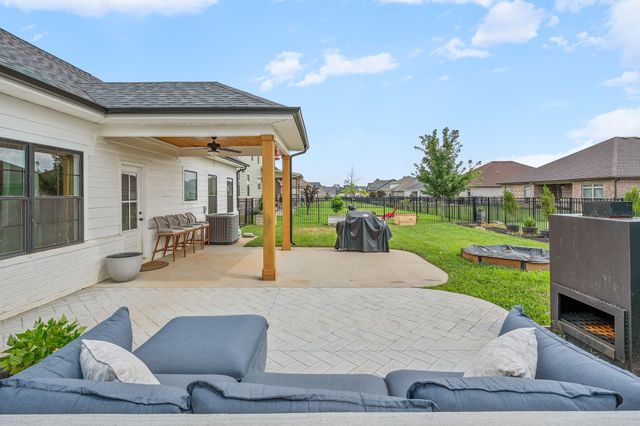529 Dexter Dr, Clarksville, TN 37043