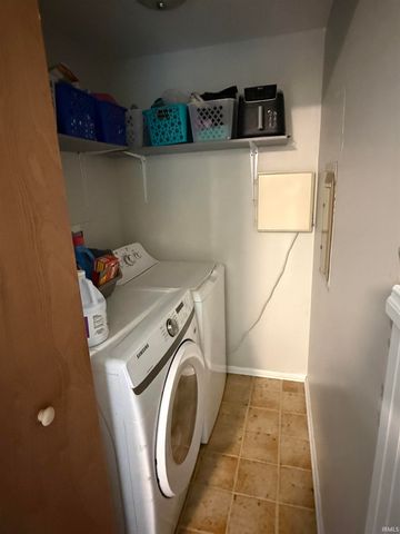 2711 Sandarac Lane, Fort Wayne, IN 46815