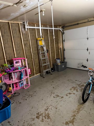 2711 Sandarac Lane, Fort Wayne, IN 46815