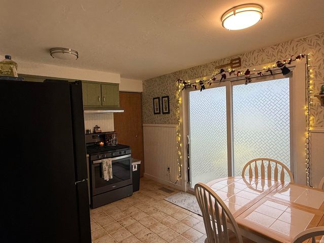 2711 Sandarac Lane, Fort Wayne, IN 46815