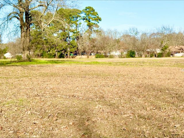 400 Hill Avenue, Pittsburg, TX 75686