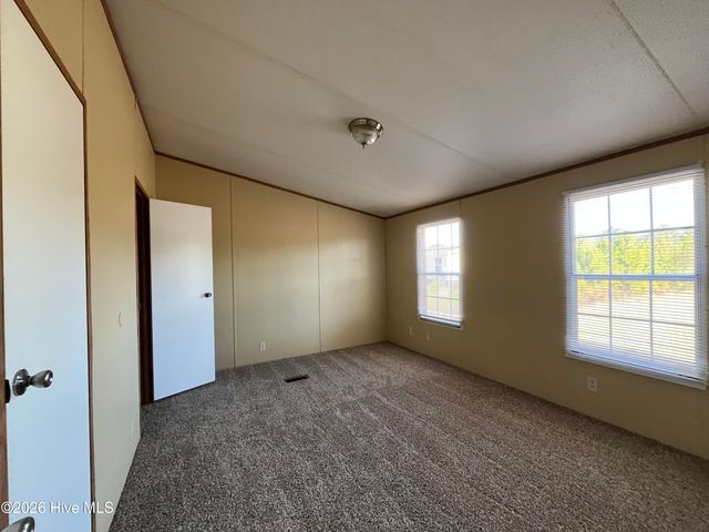 179 Aberdeen Lane, Jacksonville, NC 28540