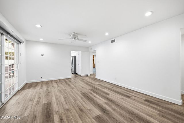 3598 Scofield Avenue, Simi Valley, CA 93063