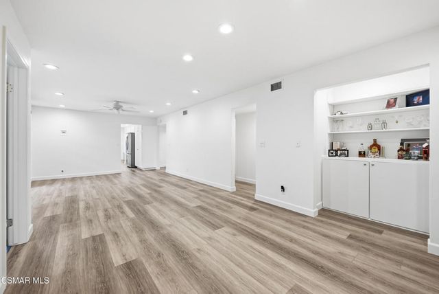 3598 Scofield Avenue, Simi Valley, CA 93063