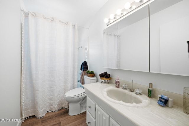 3598 Scofield Avenue, Simi Valley, CA 93063