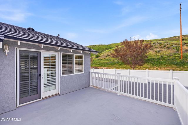 3598 Scofield Avenue, Simi Valley, CA 93063