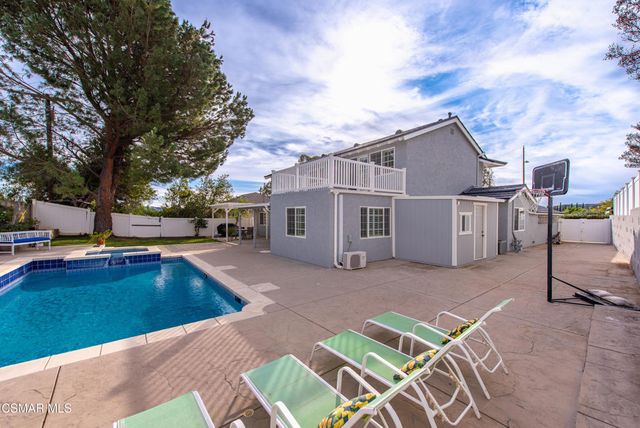 3598 Scofield Avenue, Simi Valley, CA 93063