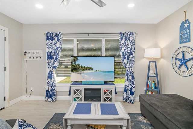 1611 27TH STREET W, Bradenton, FL 34205