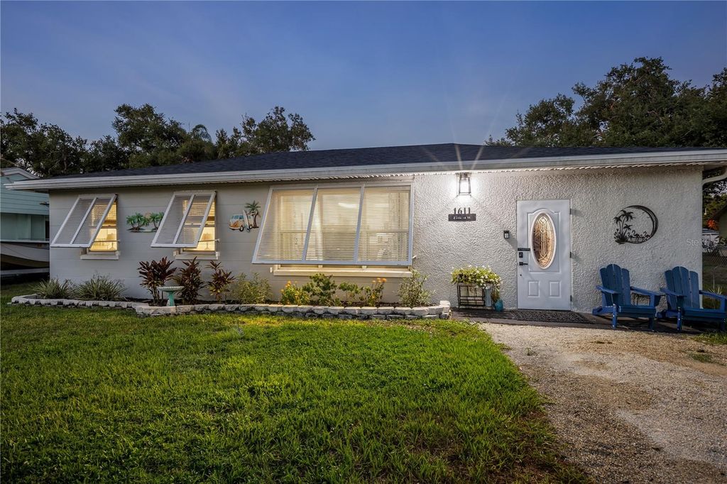 1611 27TH STREET W, Bradenton, FL 34205