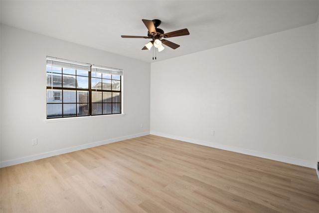 6021 Dunn Drive, The Colony, TX 75056