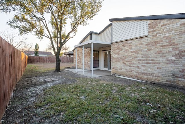 6021 Dunn Drive, The Colony, TX 75056