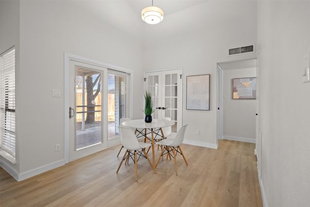 6021 Dunn Drive, The Colony, TX 75056