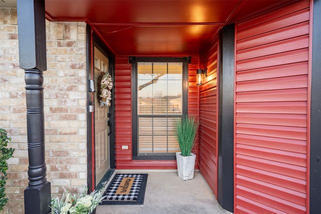 6021 Dunn Drive, The Colony, TX 75056