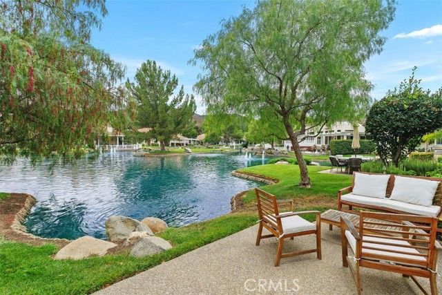 38676 Bears Paw Drive, Murrieta, CA 92562